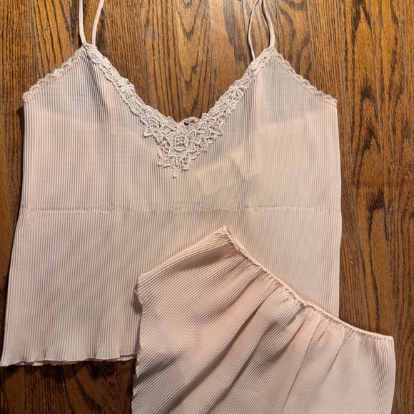 Vintage Silk&Satin Plisse Lace Trim Sleepwear Set in blush pink - Size M - Picture 12 of 15